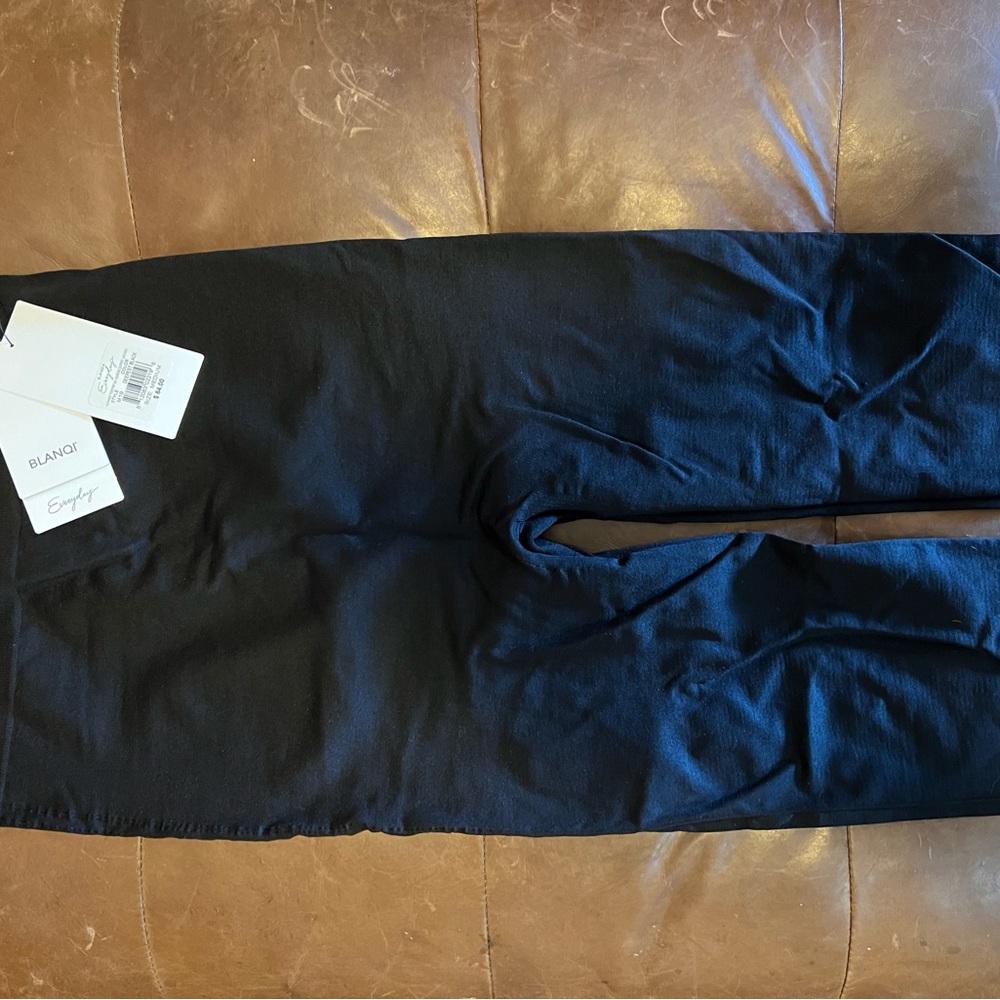 Blanqi Postpartum leggings in black size medium. Brand new never used.
